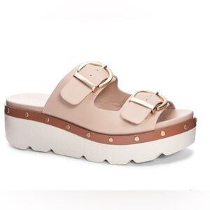 Chinese Laundry Surfs Up Platform Sandals